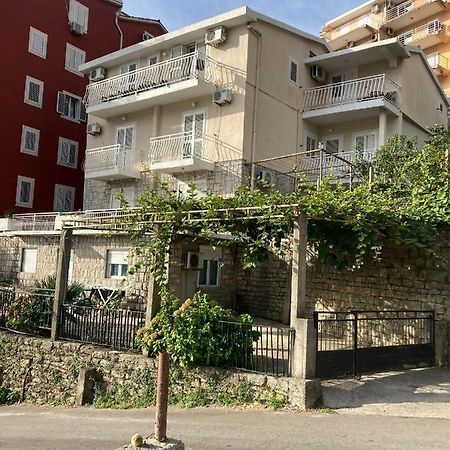 Guest House Garden Budva Exterior foto