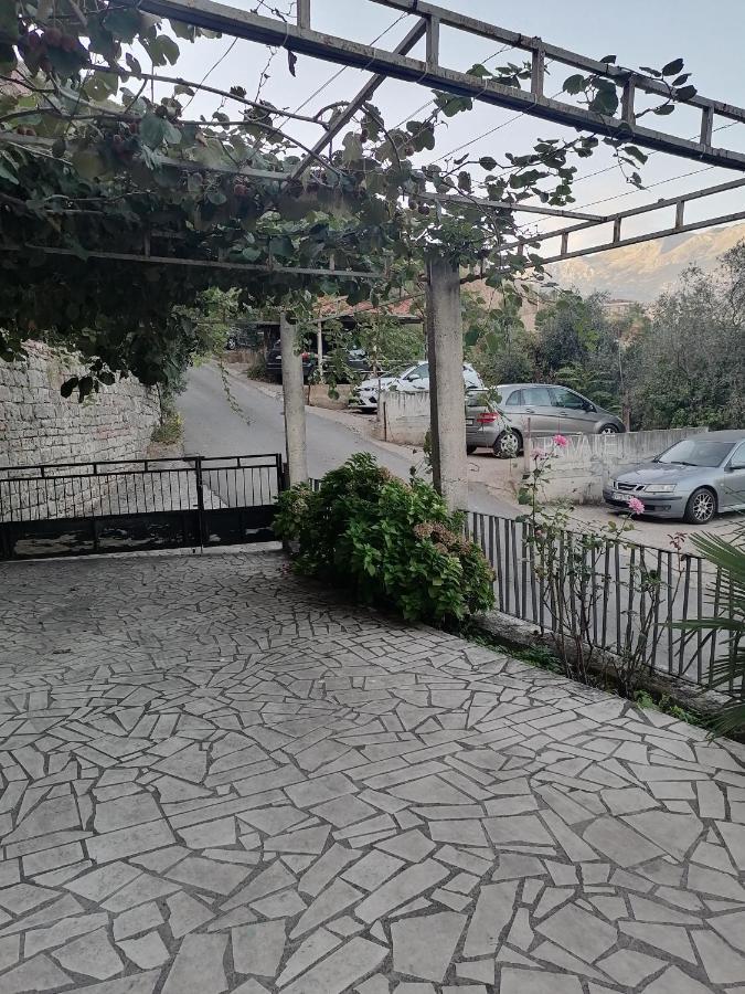 Guest House Garden Budva Exterior foto